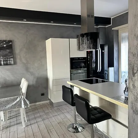 Manhattan House * Turin