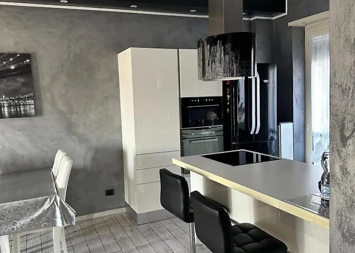 Manhattan House * Turin